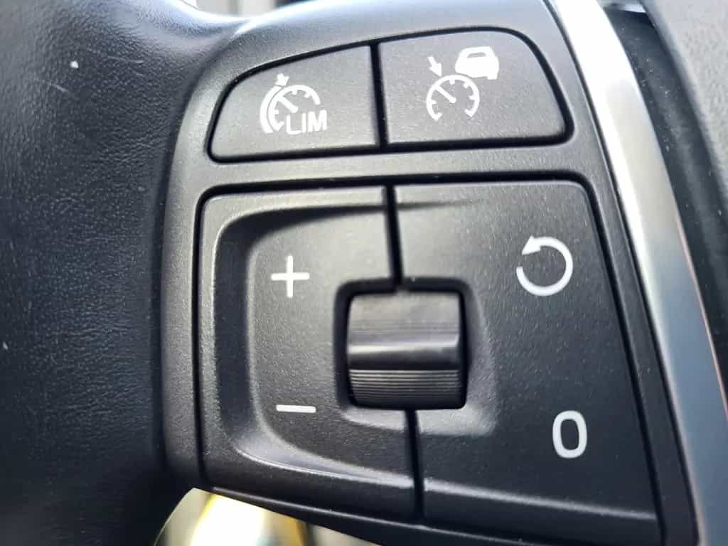 Volvo V40 Cross Country You! AWD,Standheizung 11/2014-photo-12