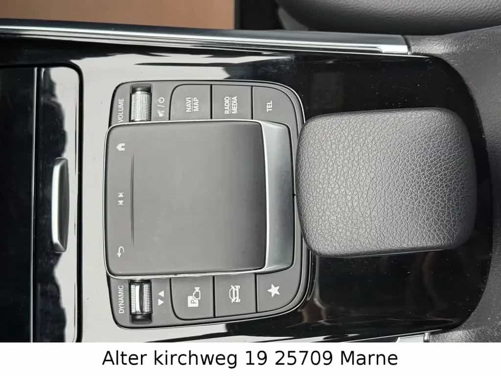 Mercedes-Benz GLB 220 d KAMERA SPH SHZ NAVI LED PDC BT 1HAND 03/2021-photo-20