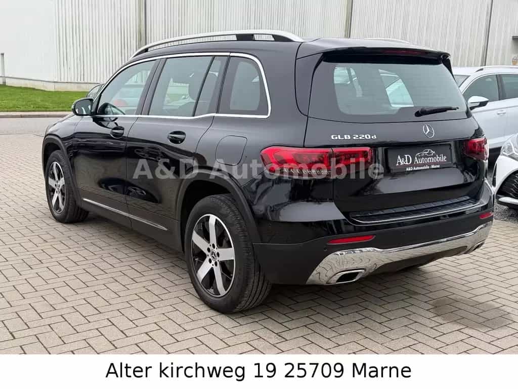 Mercedes-Benz GLB 220 d KAMERA SPH SHZ NAVI LED PDC BT 1HAND 03/2021-photo-6