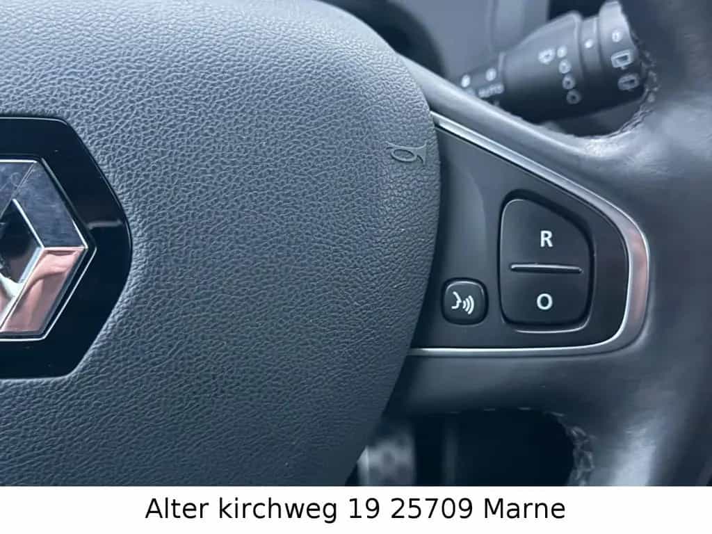 Renault Captur Crossborder Kamera Navi SHZ LED PDC ALU 02/2018-photo-22