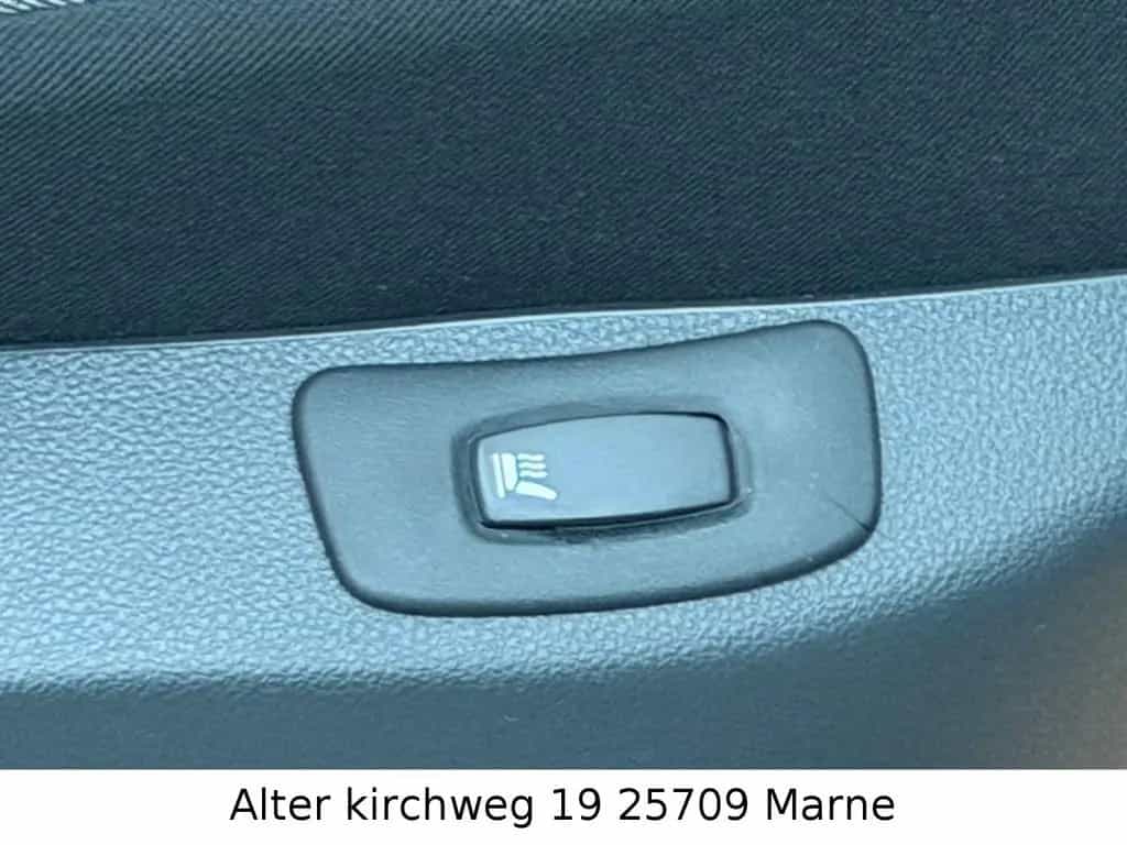 Renault Captur Crossborder Kamera Navi SHZ LED PDC ALU 02/2018-photo-23