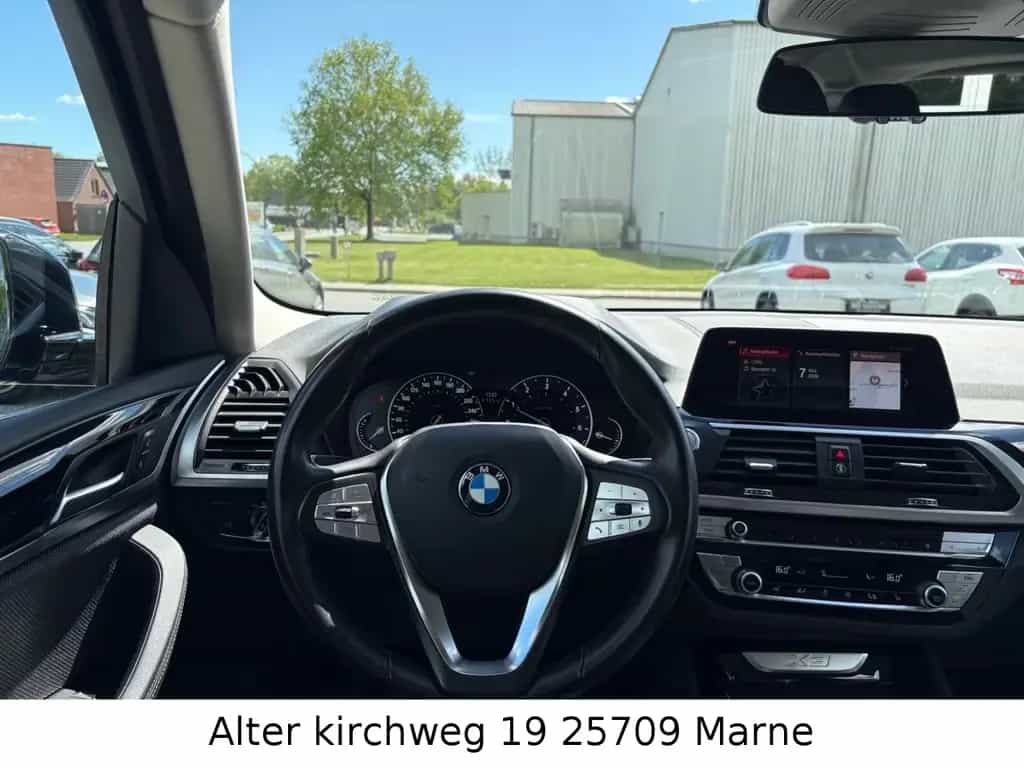 BMW X3 xDrive 30i xLine LED NAVI PDC SHZ TÜV 1HAND 02/2021-photo-10