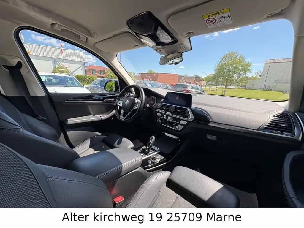 BMW X3 xDrive 30i xLine LED NAVI PDC SHZ TÜV 1HAND 02/2021-photo-12