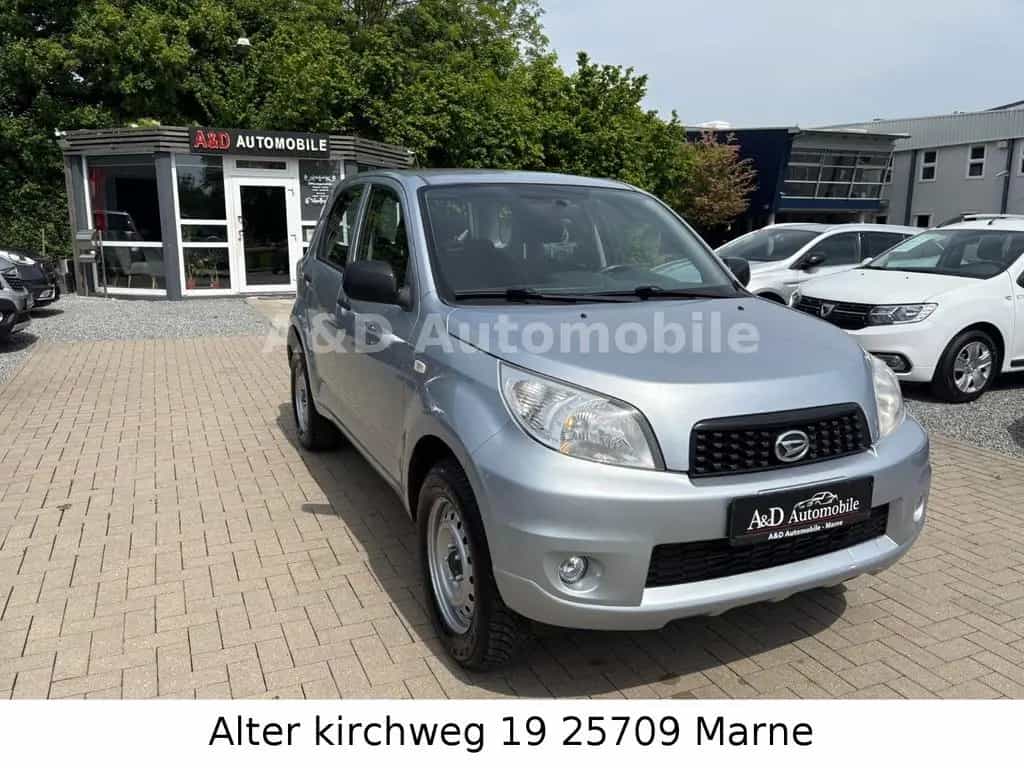 Daihatsu Terios Top 2WD Klima Aux AHK 1HAND 8FACH 05/2010-photo-2