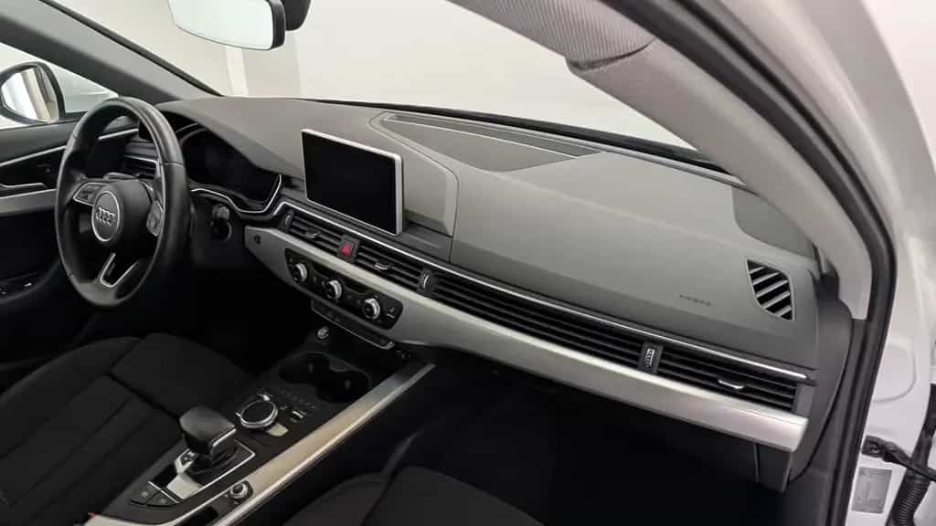 Audi A4 Avant 35 TDI sport S-tronic LED * Navi 01/2019-photo-17