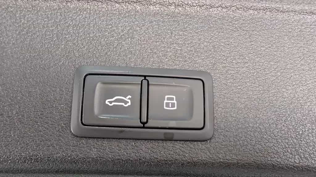 Audi A4 Avant 35 TDI sport S-tronic LED * Navi 01/2019-photo-23