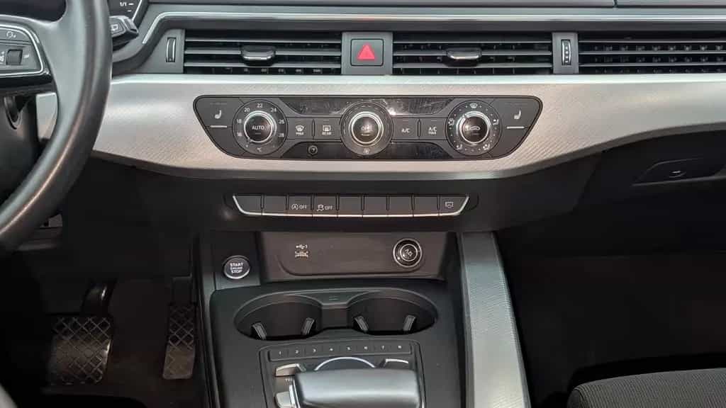 Audi A4 Avant 35 TDI sport S-tronic LED * Navi 01/2019-photo-25