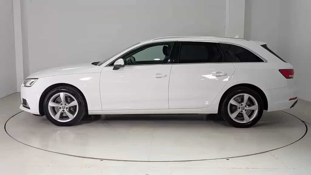 Audi A4 Avant 35 TDI sport S-tronic LED * Navi 01/2019-photo-3