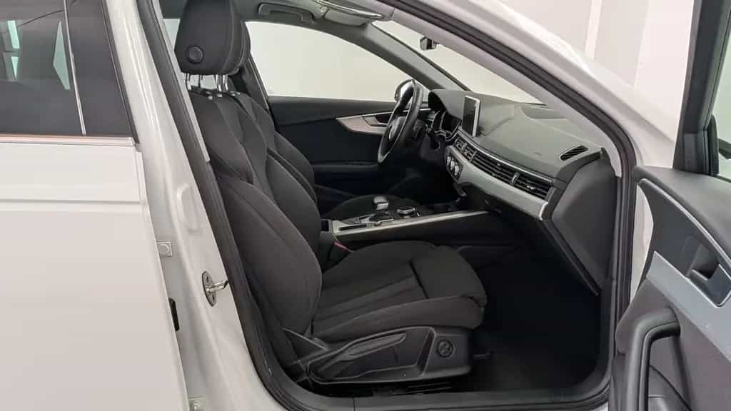 Audi A4 Avant 35 TDI sport S-tronic LED * Navi 01/2019-photo-33