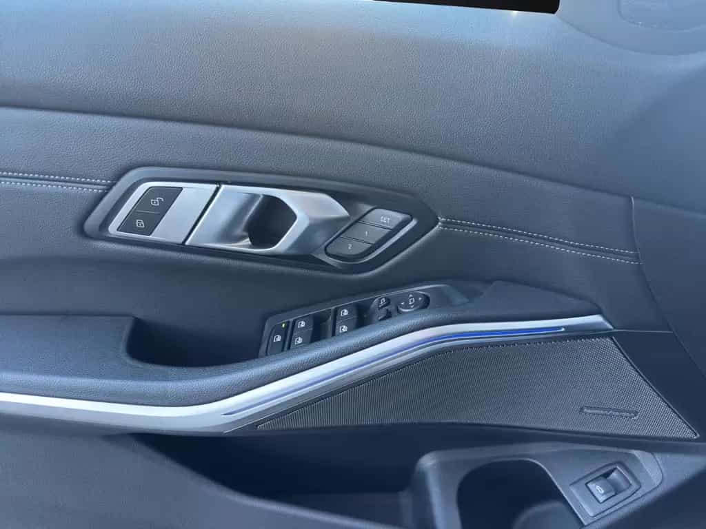 ALPINA D3 S 3.0 Allrad Touring *Pano*Carplay*Cam* 12/2020-photo-12