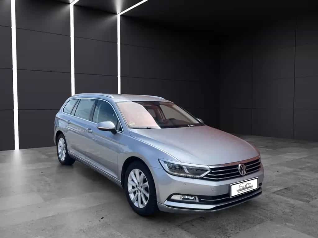 Volkswagen Passat Variant Highline *1.Hand*Navi*Kamera*Shz* 01/2018-photo-7