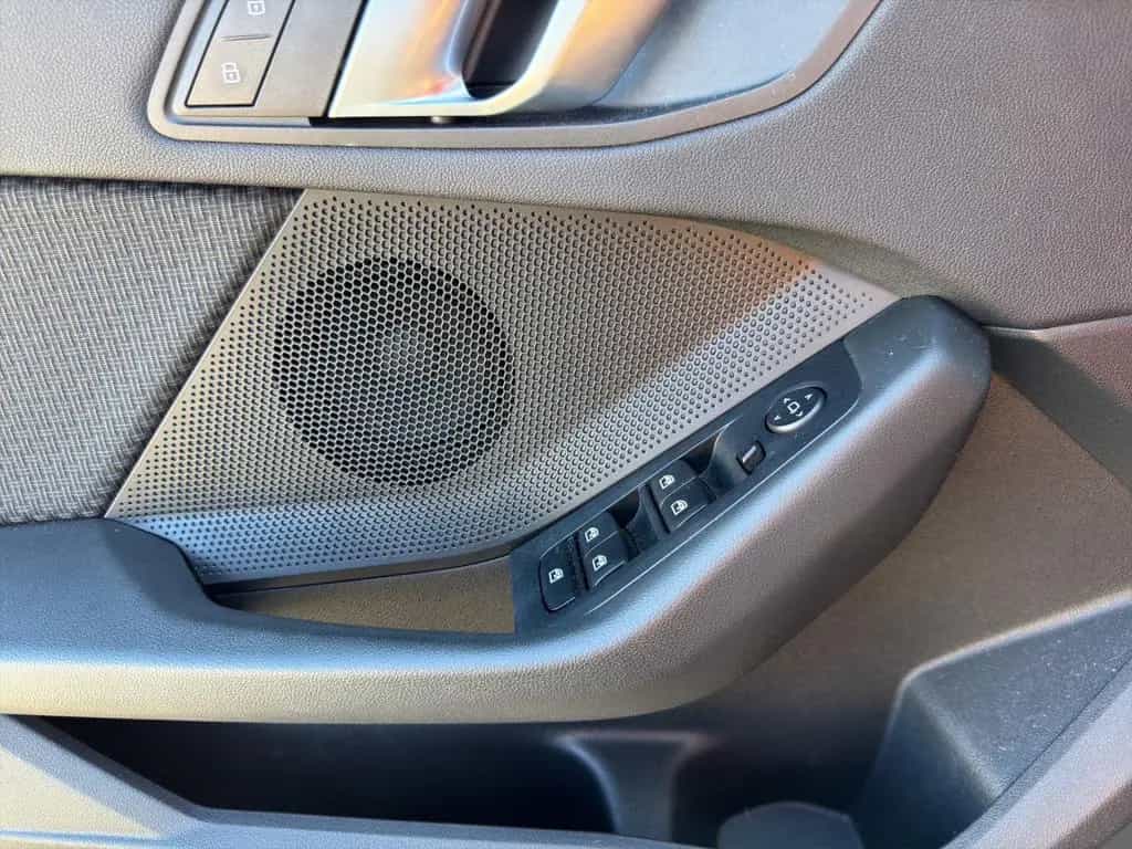 BMW 118 *LED*Apple*Navi*PDC*Fernlichtassistent*DAB* 01/2022-photo-10