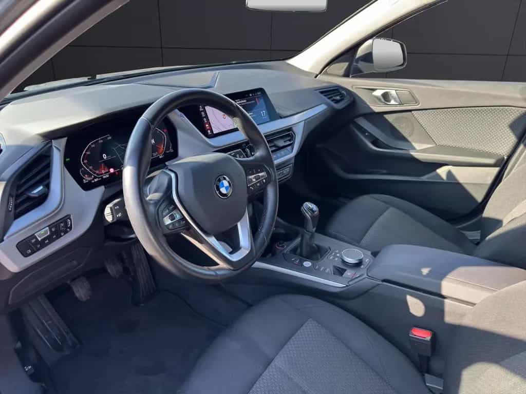 BMW 118 *LED*Apple*Navi*PDC*Fernlichtassistent*DAB* 01/2022-photo-17
