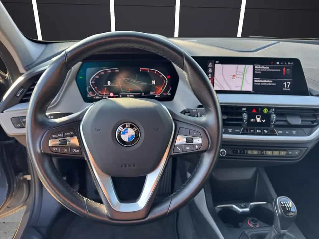 BMW 118 *LED*Apple*Navi*PDC*Fernlichtassistent*DAB* 01/2022-photo-18