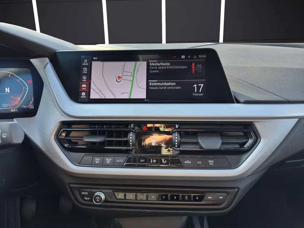 BMW 118 *LED*Apple*Navi*PDC*Fernlichtassistent*DAB* 01/2022-photo-23