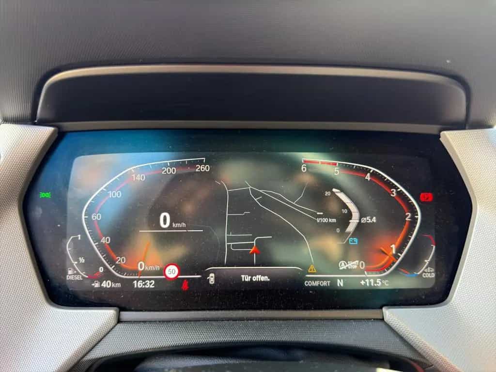 BMW 118 *LED*Apple*Navi*PDC*Fernlichtassistent*DAB* 01/2022-photo-9
