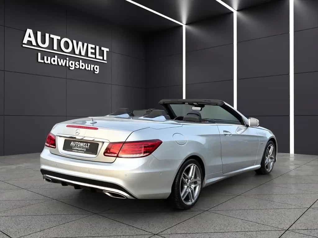 Mercedes-Benz E 250 Cabrio AMG Line LED-NAVI-LEDER-AIR-PDC-ALU 04/2016-photo-4