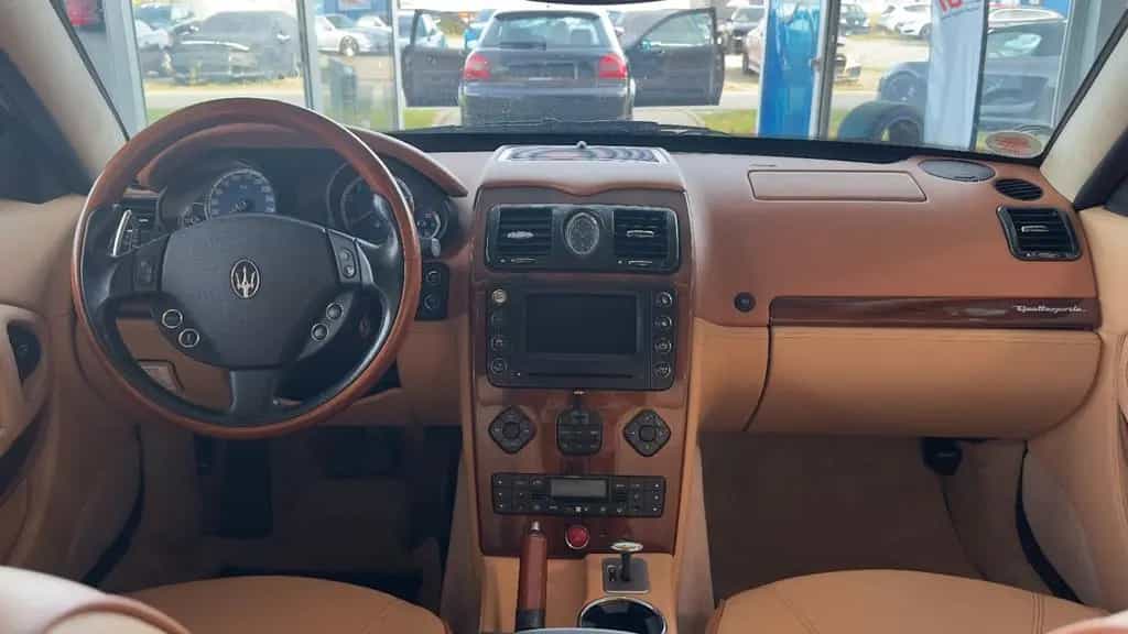 Maserati Quattroporte /Leder/TÜV /Tempomat/Sitzheizung 12/2005-photo-14