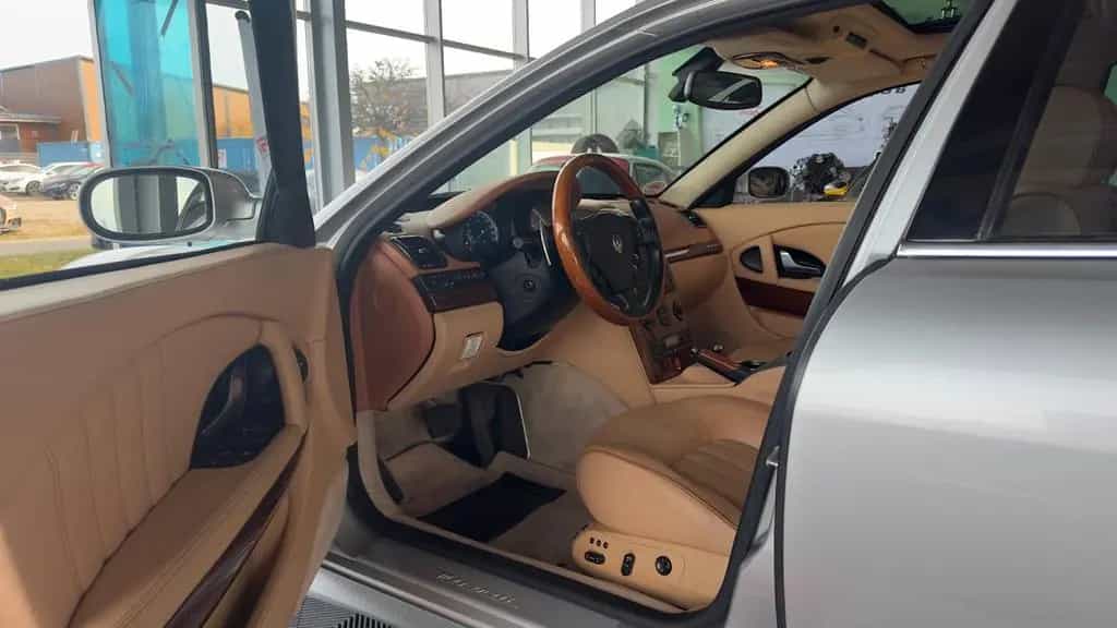 Maserati Quattroporte /Leder/TÜV /Tempomat/Sitzheizung 12/2005-photo-5