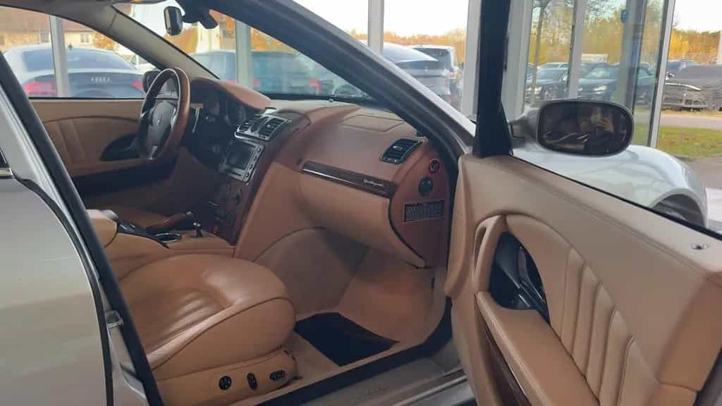 Maserati Quattroporte /Leder/TÜV /Tempomat/Sitzheizung 12/2005-photo-9