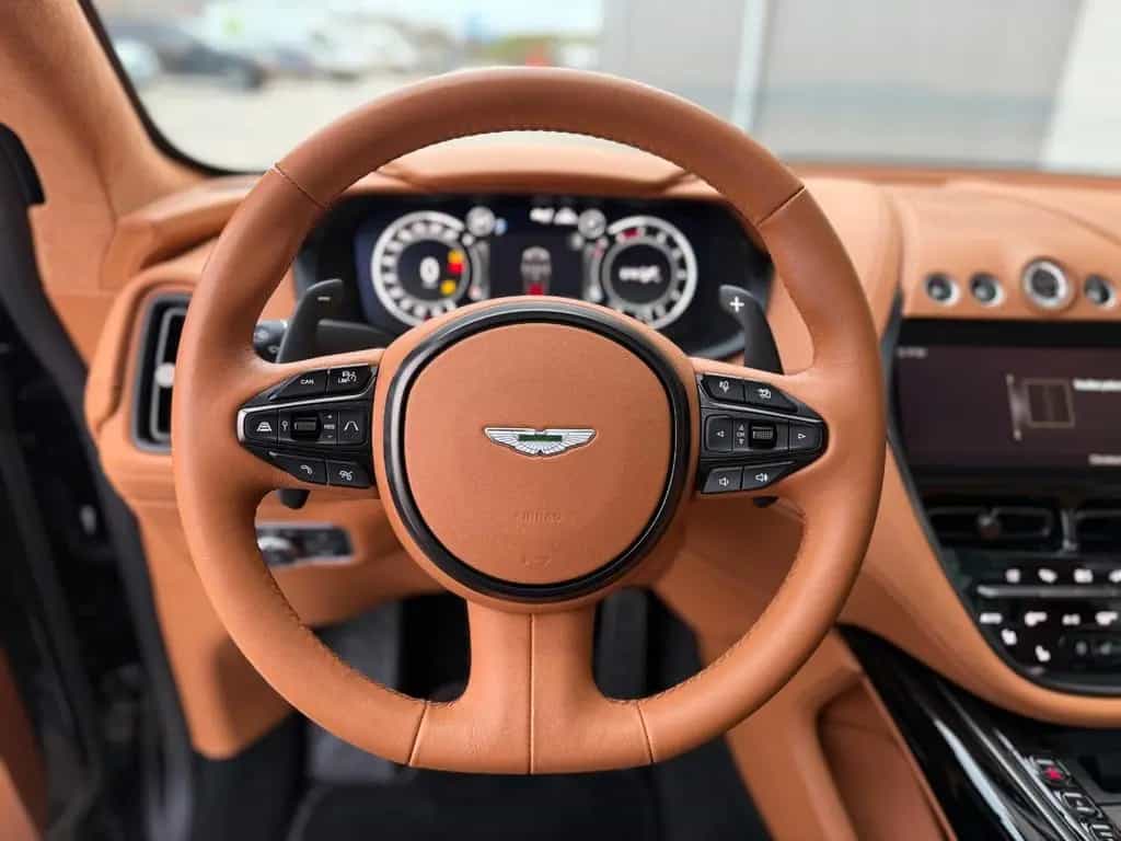 Aston Martin DBX 4.0 V8 09/2022-photo-5