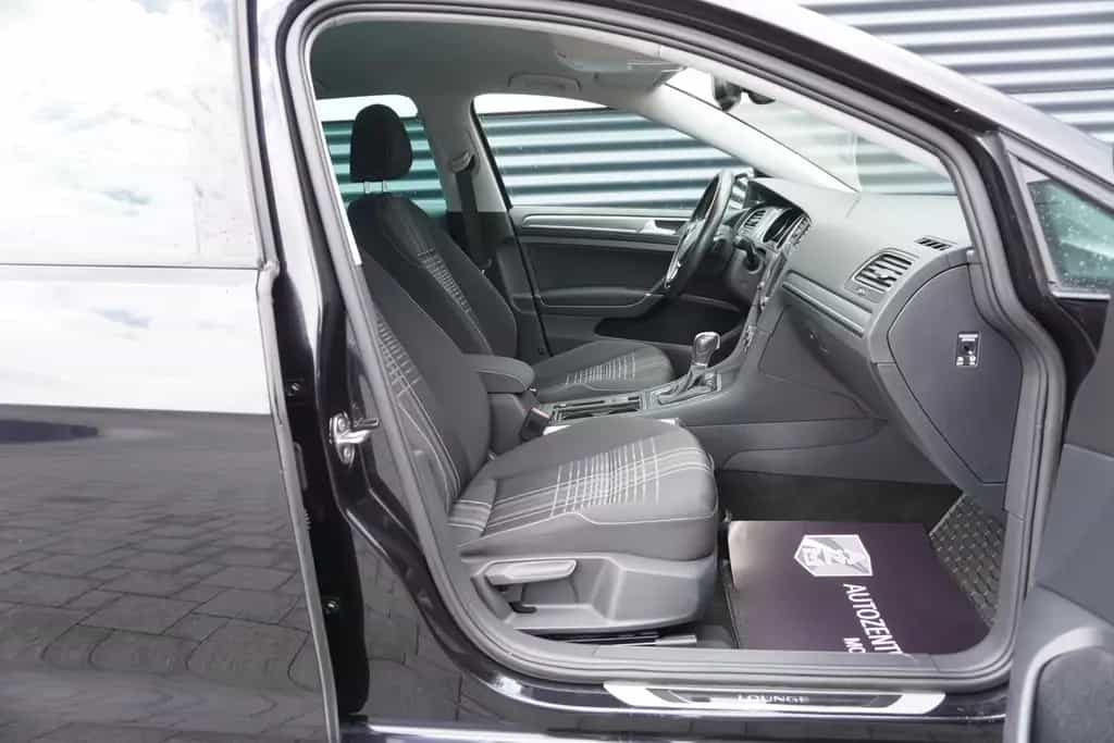Volkswagen Golf 1.4 TSI DSG|LOUNGE|KEYLESS|APPLE|PDC|NAVI 10/2015-photo-17