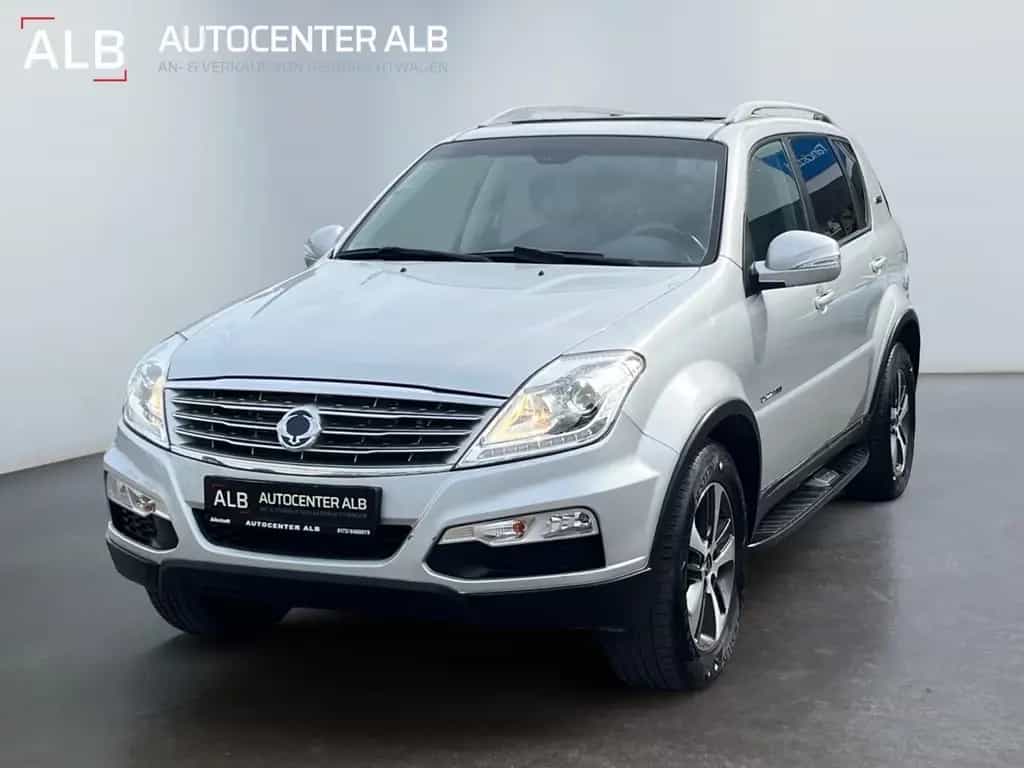 Ssangyong REXTON /4X4/AUTOMATIK/KAMERA/NAVI/7.SITZER/S-DACH 08/2017-photo-0