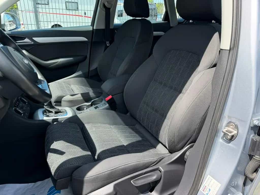 Audi Q3 sport S line Selection LED Navigation Klima 12/2018-photo-14