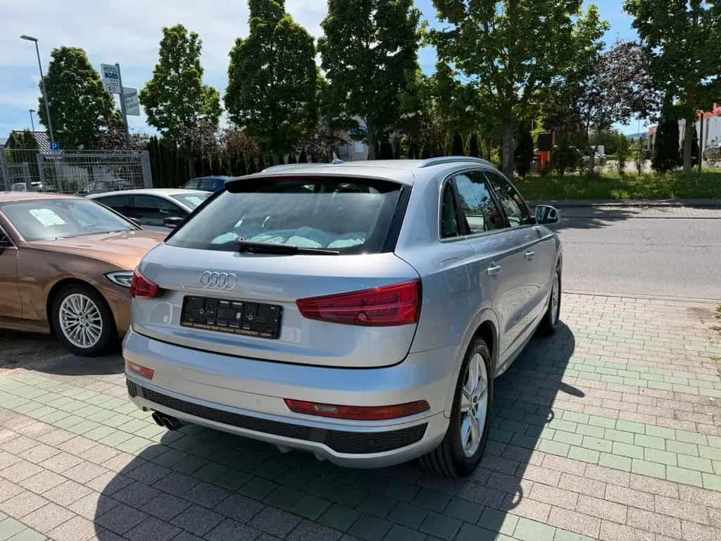 Audi Q3 sport S line Selection LED Navigation Klima 12/2018-photo-9