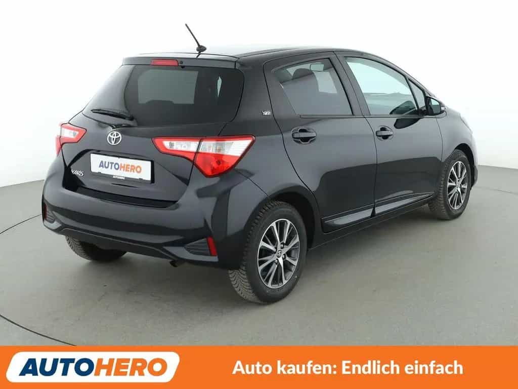 Toyota Yaris 1.5 Dual VVT-iE Y20 Club *CAM*SHZ*ALU* 09/2019-photo-5