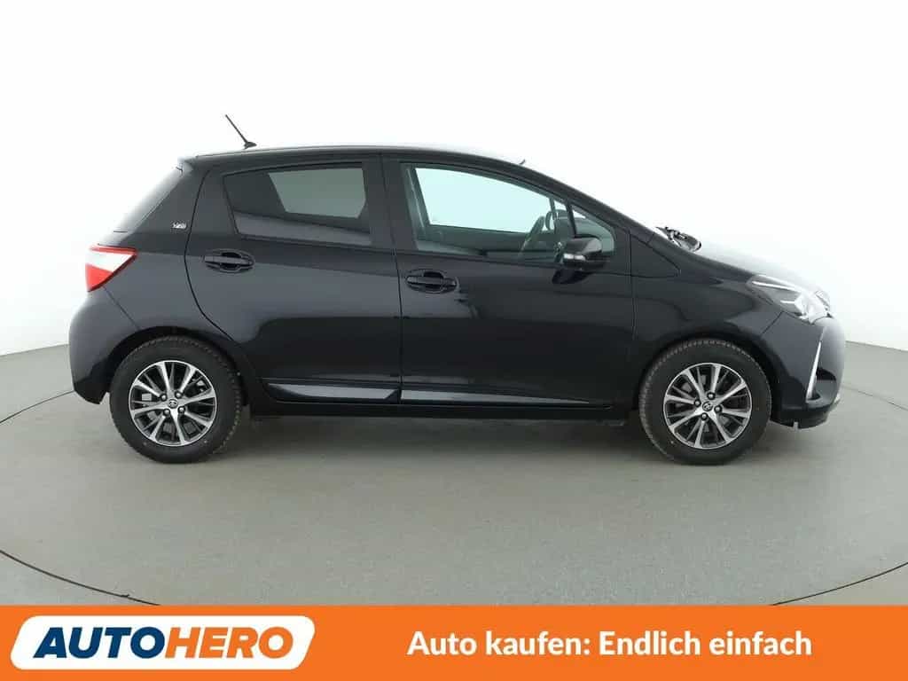 Toyota Yaris 1.5 Dual VVT-iE Y20 Club *CAM*SHZ*ALU* 09/2019-photo-6