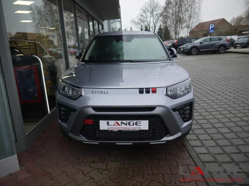 Ssangyong Tivoli Grand Black Line 4x2 Automatik Navi Klima 04/2024-photo-1