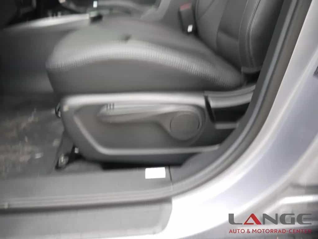 Ssangyong Tivoli Grand Black Line 4x2 Automatik Navi Klima 04/2024-photo-10