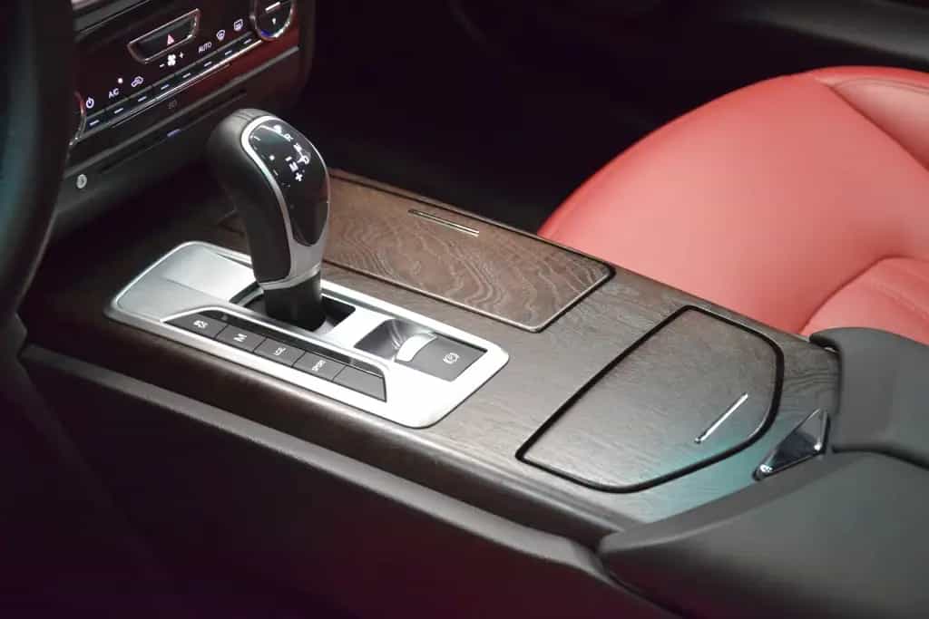 Maserati Ghibli Diesel Schiebedach Memory B&W Sitzbelüft. 07/2014-photo-24