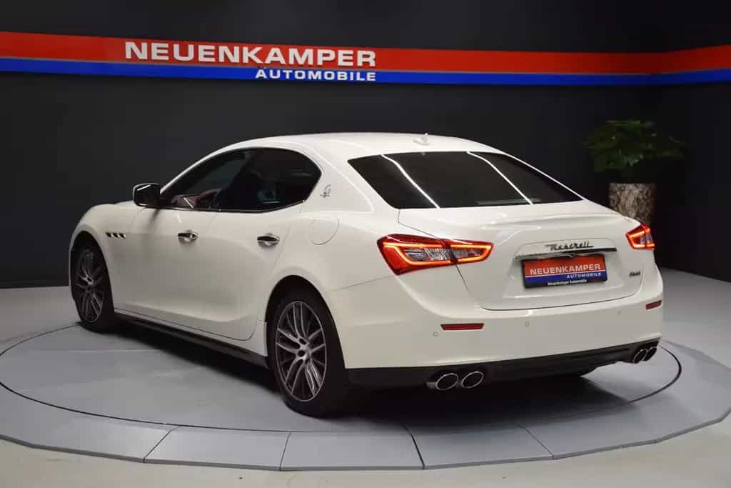 Maserati Ghibli Diesel Schiebedach Memory B&W Sitzbelüft. 07/2014-photo-5