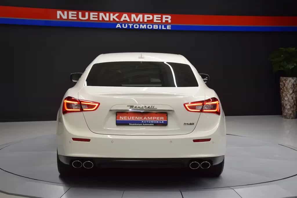 Maserati Ghibli Diesel Schiebedach Memory B&W Sitzbelüft. 07/2014-photo-6