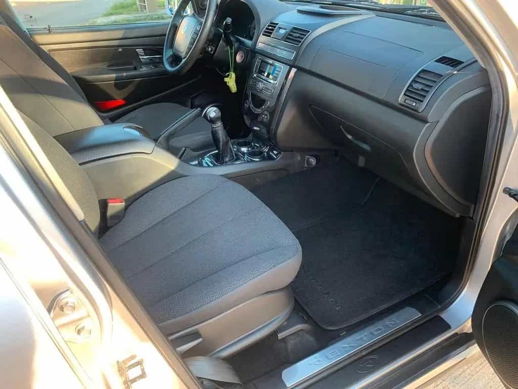 Ssangyong REXTON W 2.0 Xdi, 7 posti, solo 2 prop 10/2013-photo-14