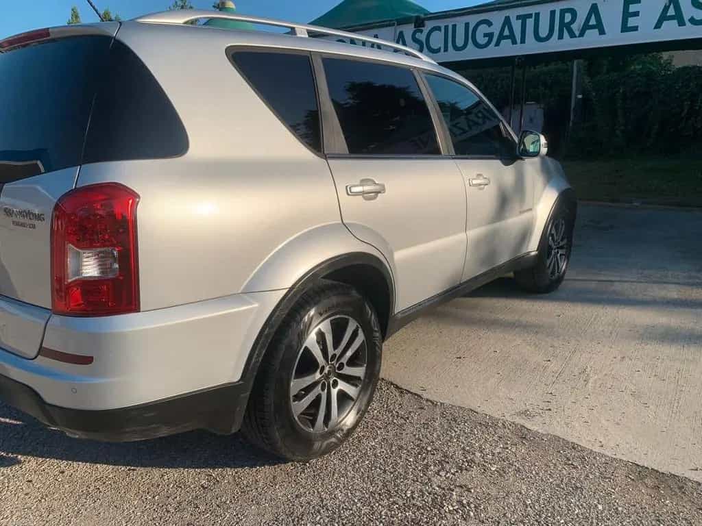 Ssangyong REXTON W 2.0 Xdi, 7 posti, solo 2 prop 10/2013-photo-8