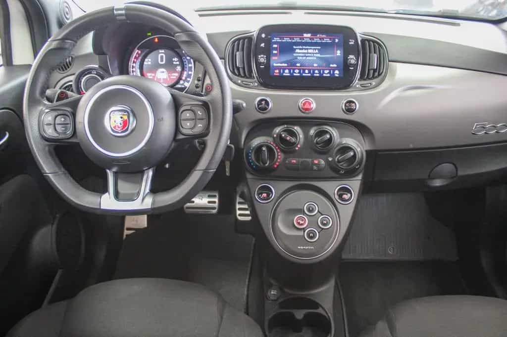 Abarth 595 Aut. Komfort-Paket CarPlay PDC 1.Hand 03/2023-photo-3
