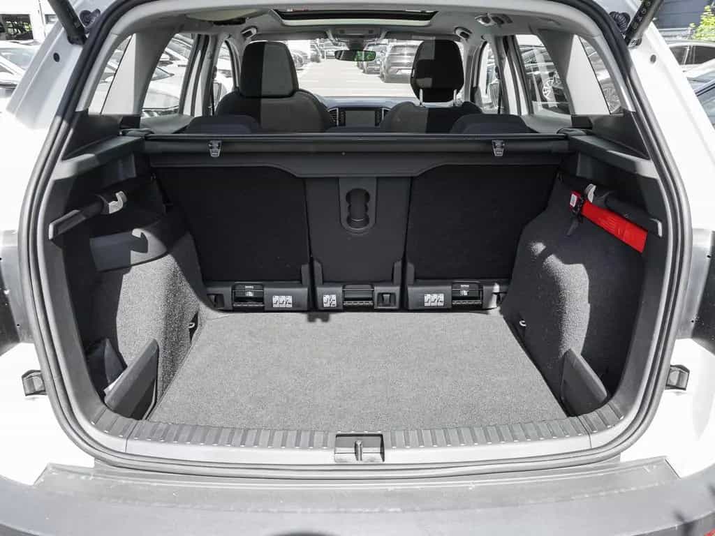 Skoda Karoq 1.5 TSI DSG Ambition Pano LED 08/2022-photo-16