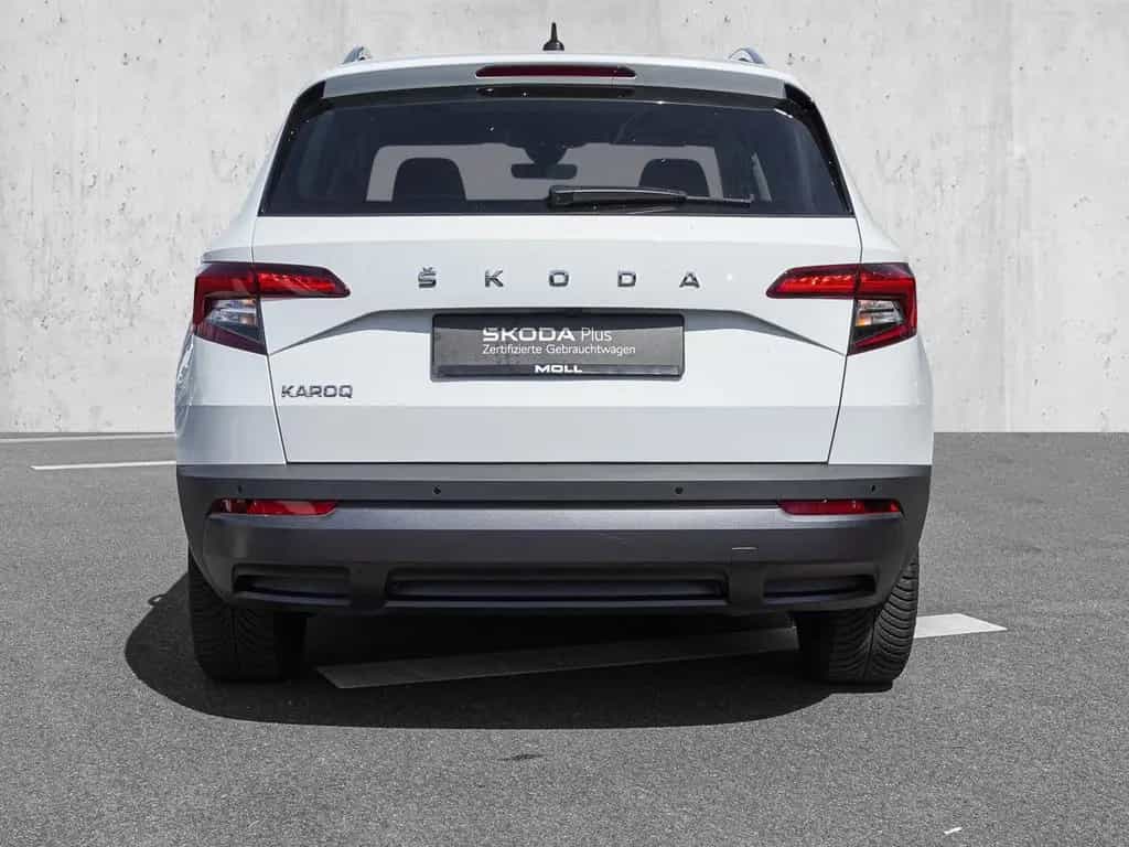 Skoda Karoq 1.5 TSI DSG Ambition Pano LED 08/2022-photo-5