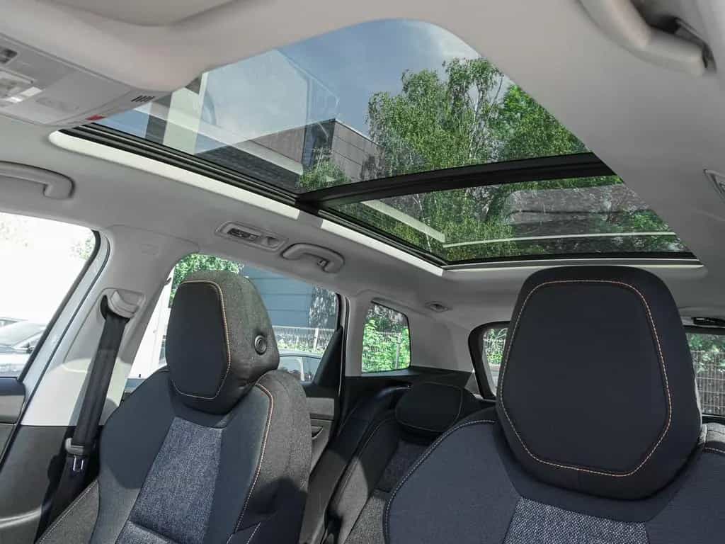 Skoda Karoq 1.5 TSI DSG Ambition Pano LED 08/2022-photo-7