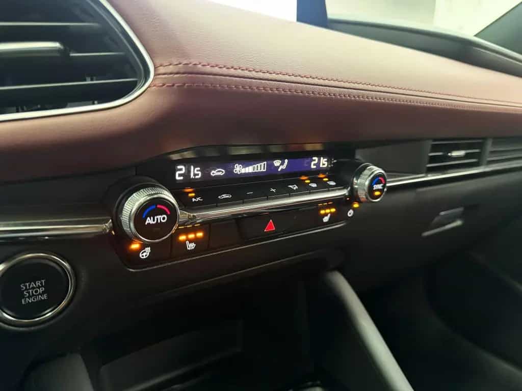 Mazda 3 X186ps EXCLUSIVE Leder-Rot/360°K/BOSE/ACC/GSD 07/2023-photo-22
