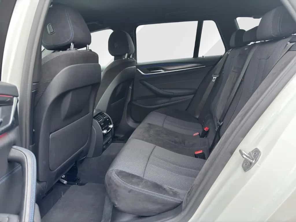 BMW 520 d Touring | M Sport | AHK | Driv.Assist. Prof 09/2021-photo-14