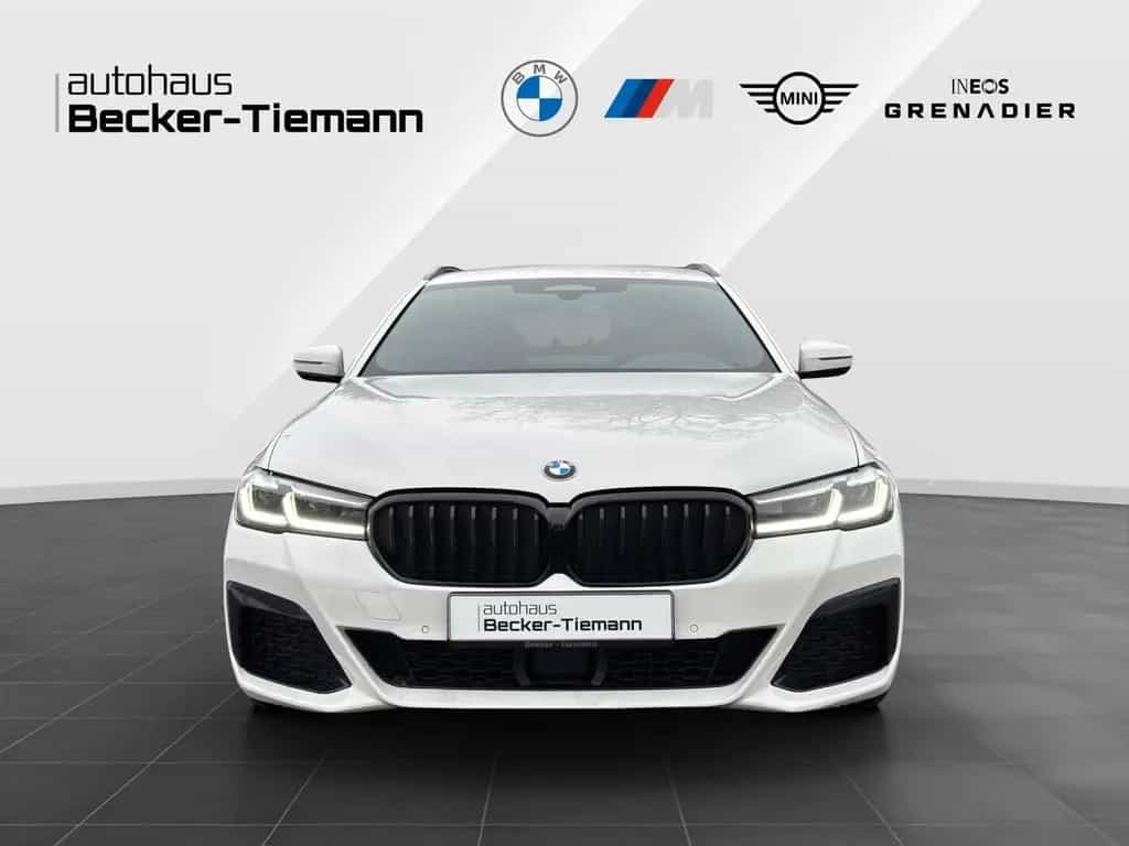 BMW 520 d Touring | M Sport | AHK | Driv.Assist. Prof 09/2021-photo-1