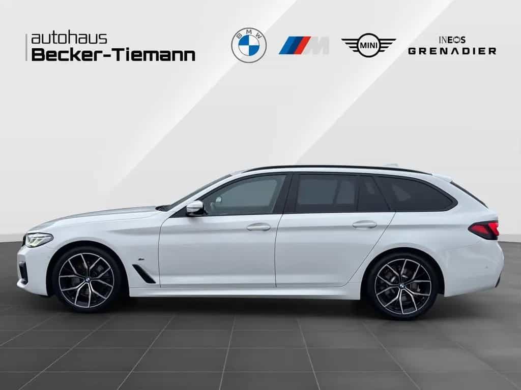BMW 520 d Touring | M Sport | AHK | Driv.Assist. Prof 09/2021-photo-2