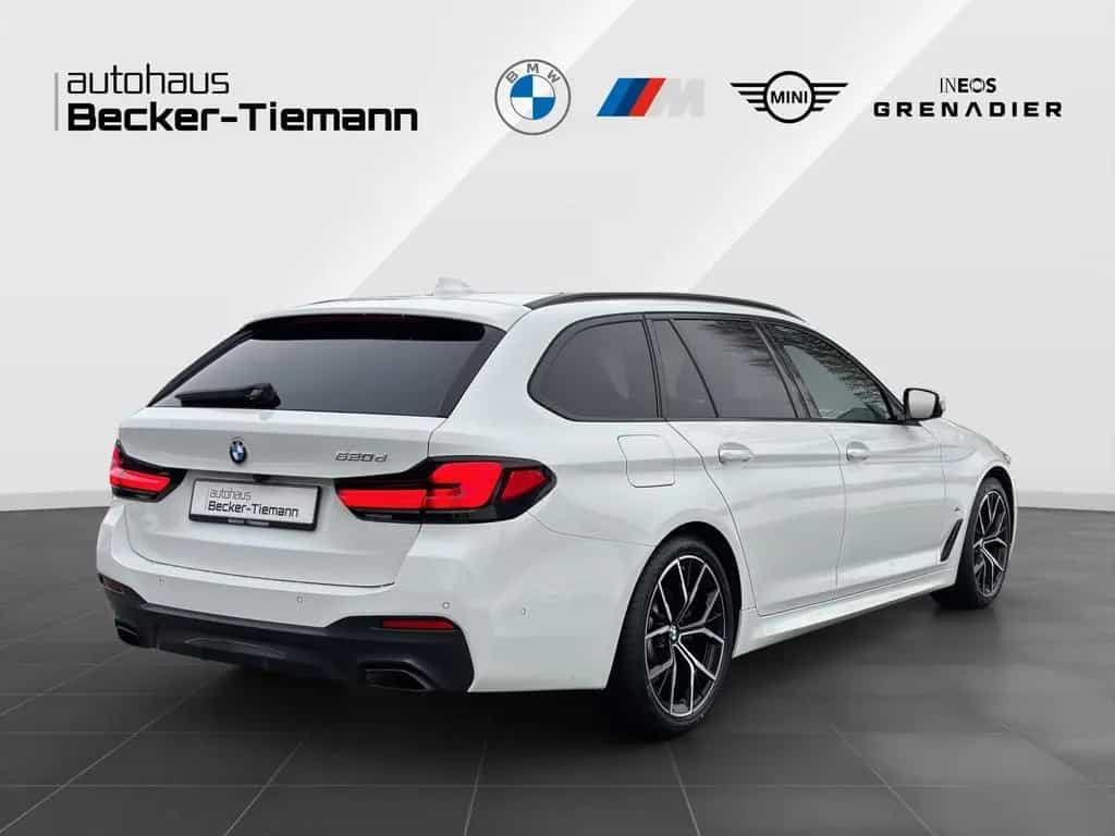 BMW 520 d Touring | M Sport | AHK | Driv.Assist. Prof 09/2021-photo-5