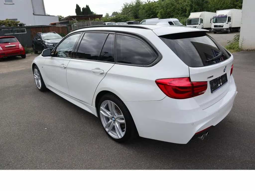 BMW 320 xDrive M Sport Navi Allrad Scheckheftgepfleg 10/2018-photo-1