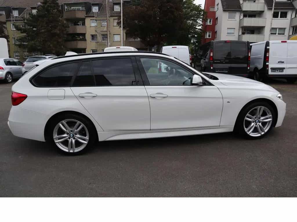 BMW 320 xDrive M Sport Navi Allrad Scheckheftgepfleg 10/2018-photo-3