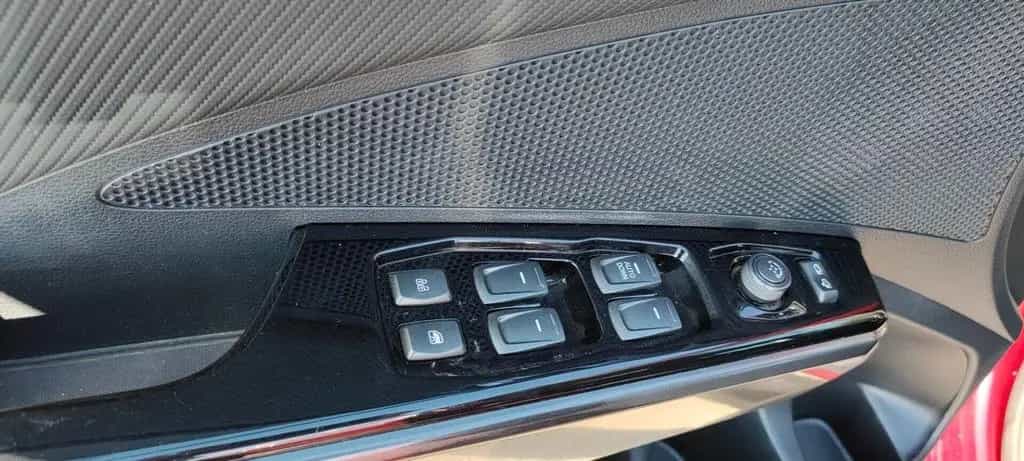 Ssangyong Tivoli 1.6 diesel 2WD 08/2021-photo-12